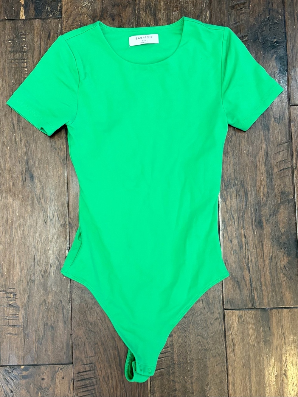 Aritzia Babaton Green Scoop Neck Short Sleeve Bodysuit XXS 2XS